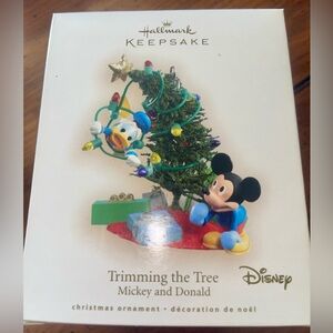 Hallmark Disney Mickey and Donald Trimming the Tree Christmas Ornament - 2007